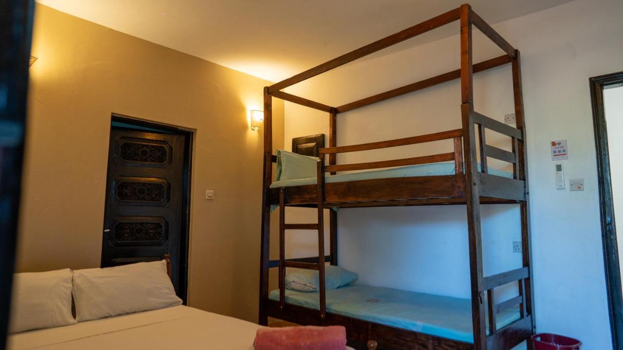 Tulia House Backpackers Hostel Μομπάσα Εξωτερικό φωτογραφία